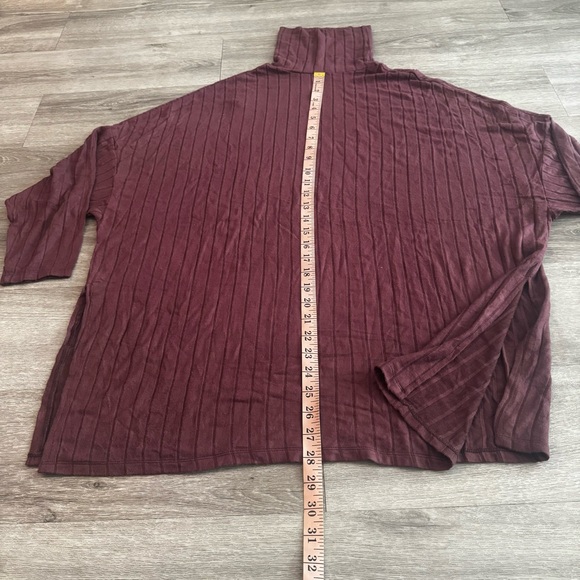 Mod Ref Medium eggplant purple/ brown long lined sweater - Picture 4 of 6